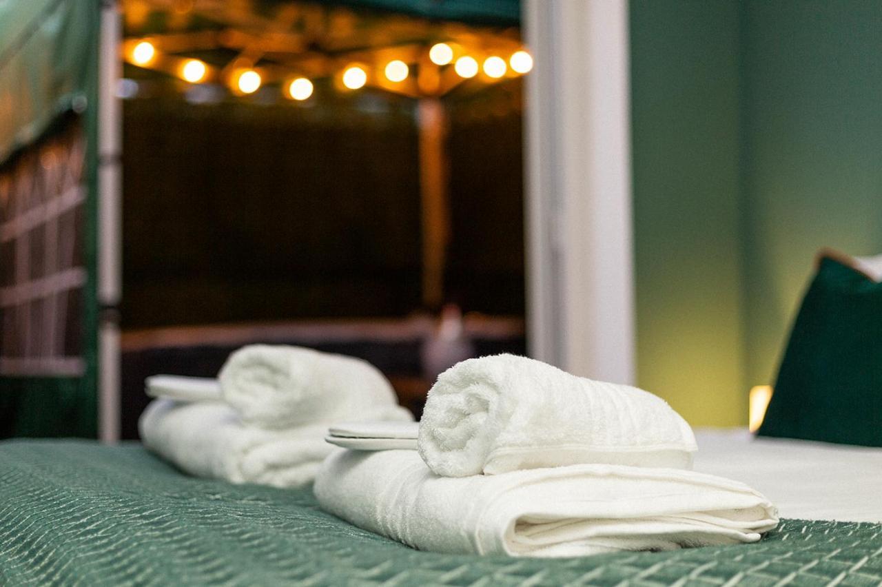 Stylish & Cosy Margate Escape With Hot Tub And Log Burner Dogs Welcome Zewnętrze zdjęcie