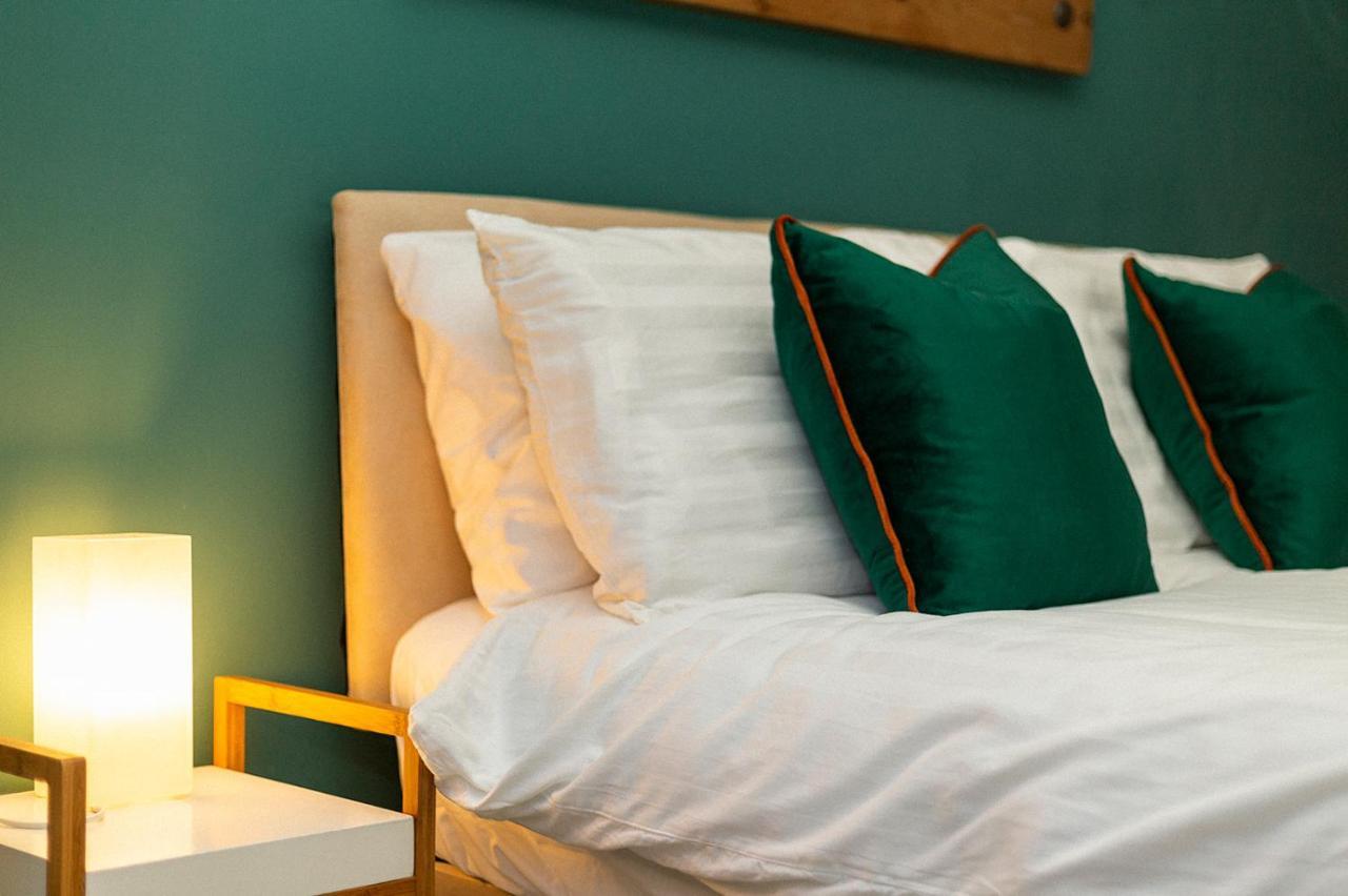 Stylish & Cosy Margate Escape With Hot Tub And Log Burner Dogs Welcome Zewnętrze zdjęcie