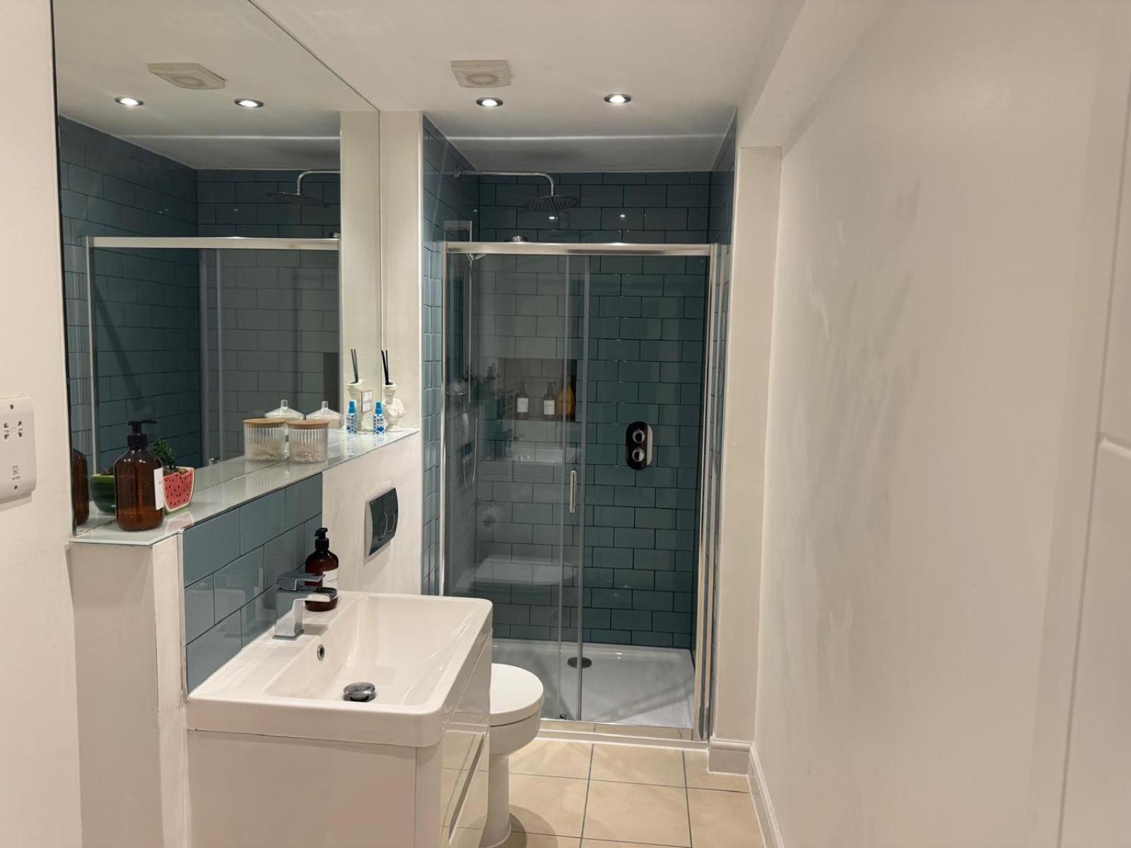 Stylish & Cosy Margate Escape With Hot Tub And Log Burner Dogs Welcome Zewnętrze zdjęcie